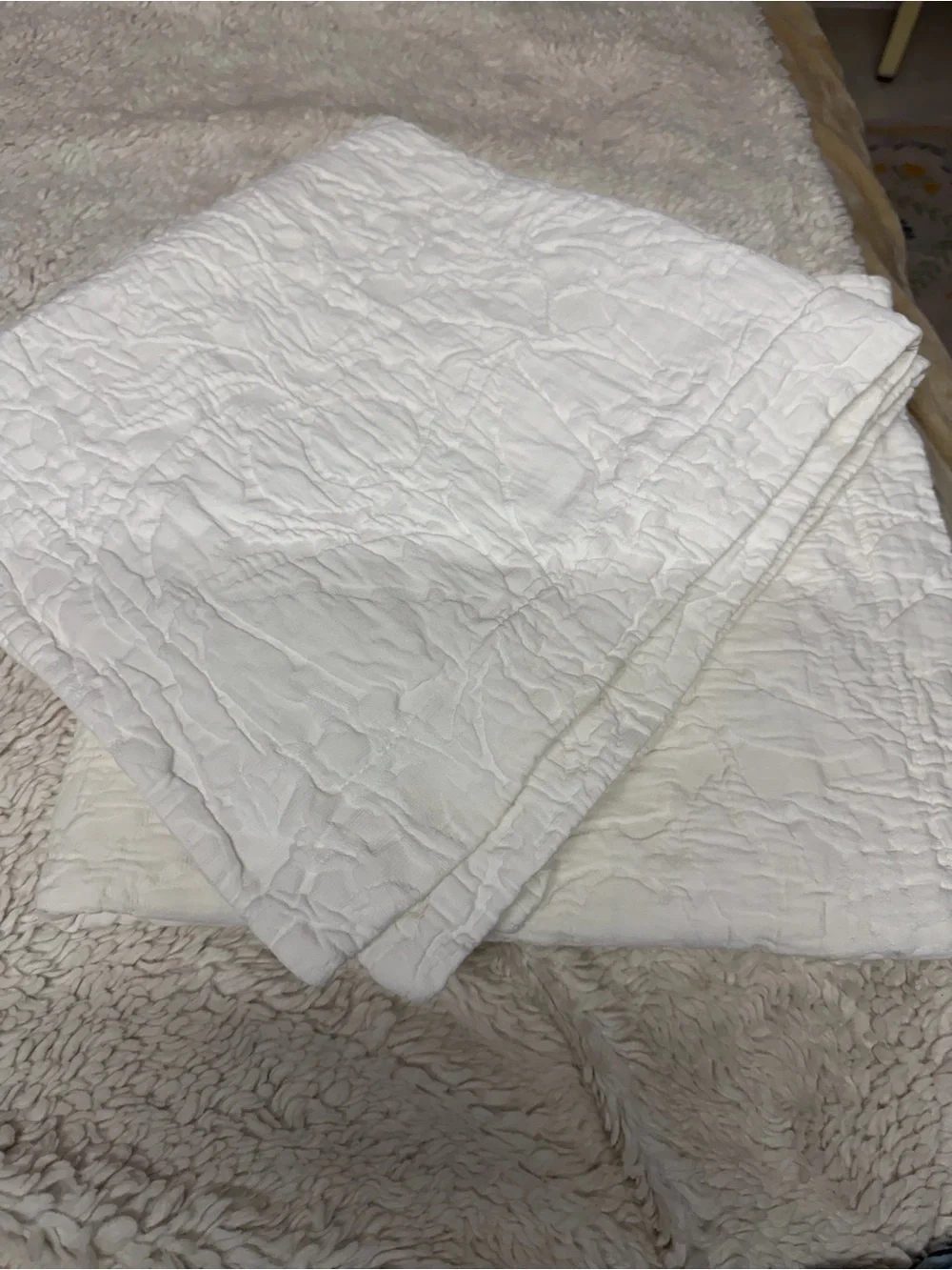 Pottery Barn lightweight quilted